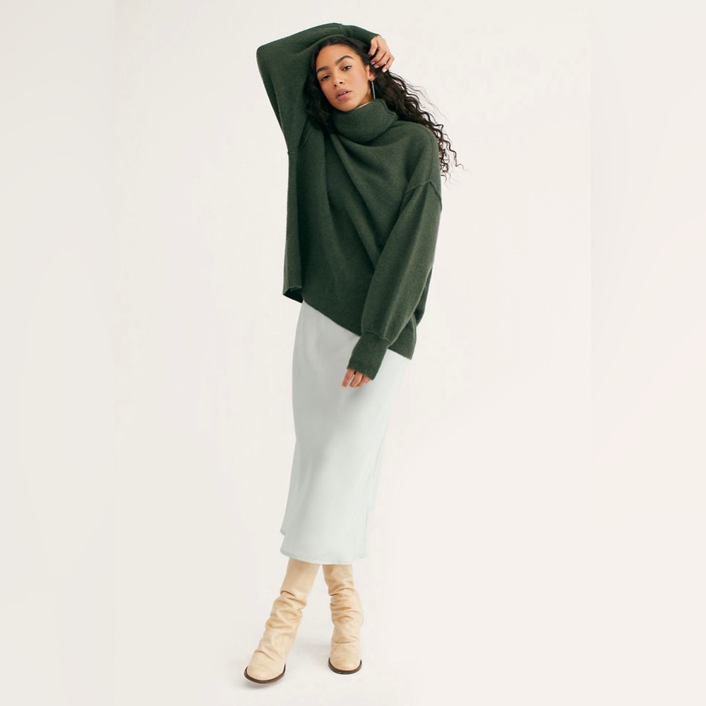 FREE PEOPLE KEEP A SECRET CASHMERE TUNIC